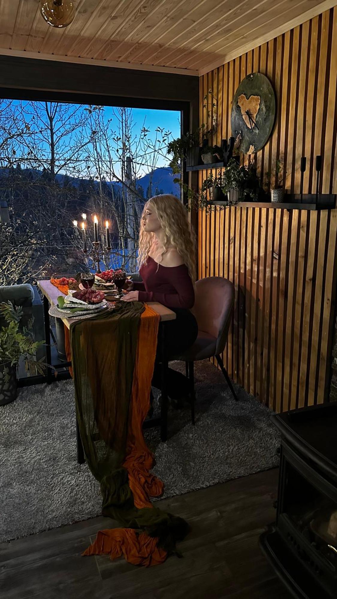 Казковий Дім Та Garden Два Будиночки В Горах З Чаном-Джакузі 슬랍스크 외부 사진
